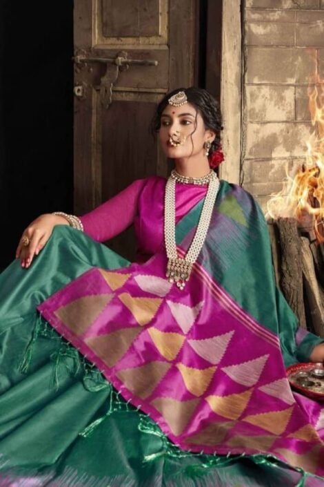 Handloom Raw Silk Weaving Rama Saree with Ikkat Resham Pallu-ad71da