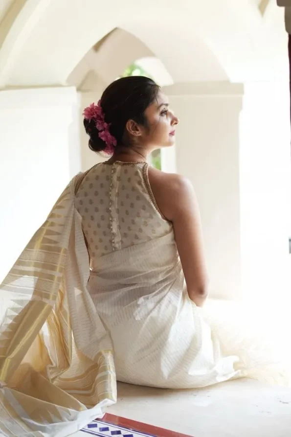 White kanjivaram silk saree (2)